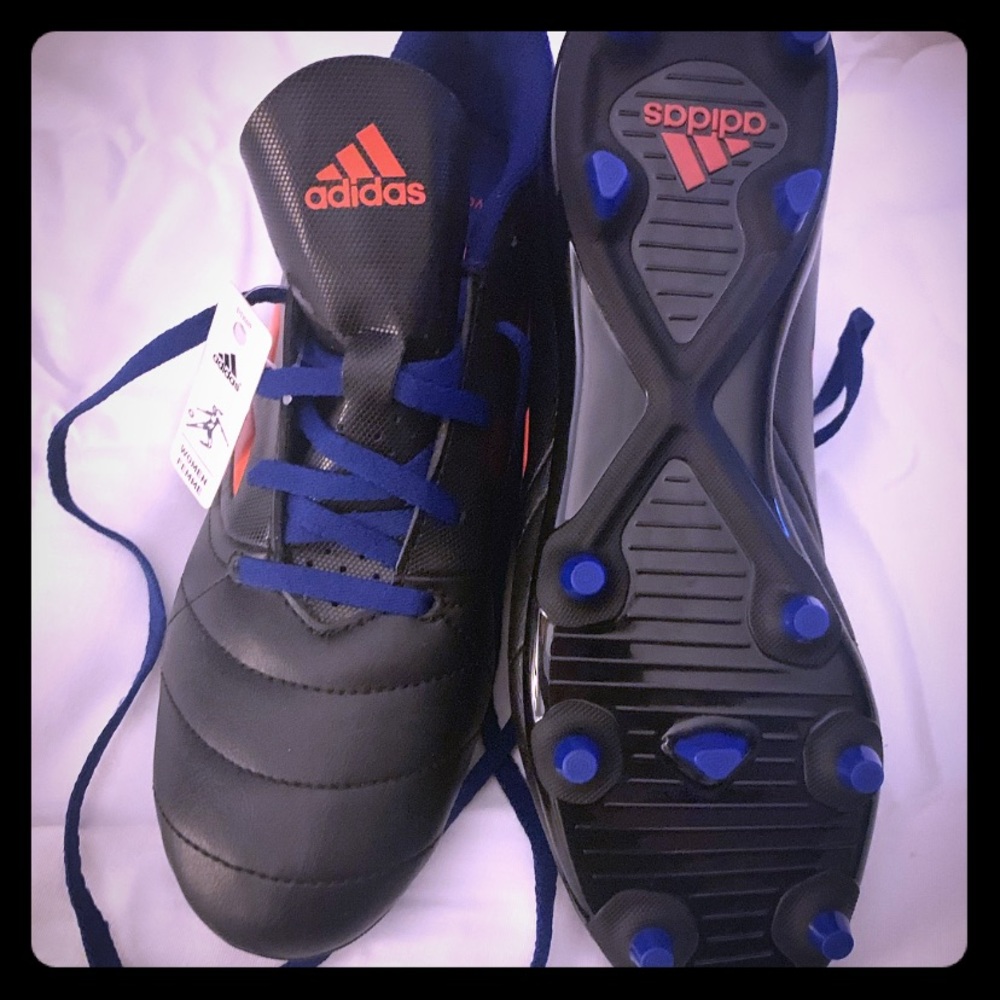 🆕🆑👣Adidas Cleats